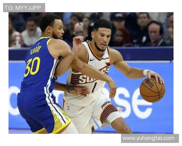 巴特勒伤退库里28分4助攻，球队终结连败！布克空砍38分，狄龙技术犯规